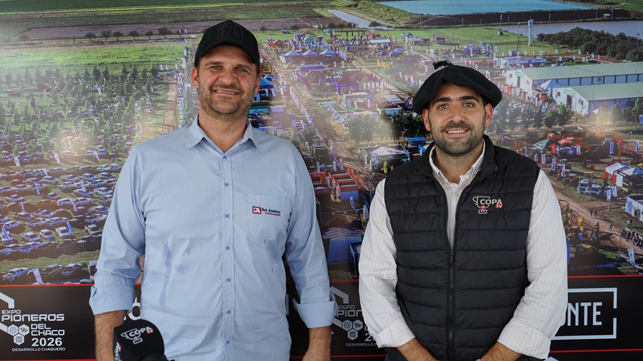André Fernando Matte, director Comercial de Sul América Insumos Agrícolas, en el estudio de Expo Pioneros en Vivo junto a Guillermo Crampet, director de Valor Agro y Copa TV.